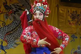 戏曲舞台的女演员有多不容易？来看看这段就知道了视频封面