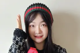 王一博业内口碑很好啊，导演们都很喜欢他，懂礼貌，又努力#王一博 #长风破浪 #王一博长风破浪 #娱乐圈人脉E姐 #向全世界安利王一博视频封面