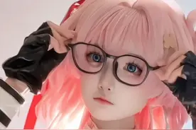 你不会真以为我傻了吧唧的吧 #cos #三月七 #崩坏星穹铁道视频封面