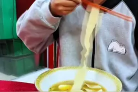 笑一笑十年少 #看一遍笑一遍 #每日一笑 #专治不开心视频封面