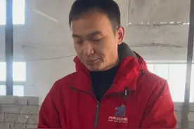 瓷砖背胶是掉砖的隐患#瓦工培训 #贴瓷砖培训 #技术分享 #贴砖 #瓦工铺贴瓷砖视频封面