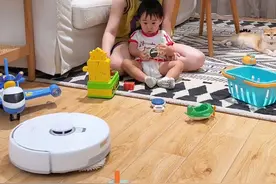 扫地机的猫腻可不少，不想踩坑的话，这些细节得知道！#云鲸J4 #科技一夏 #云鲸扫地机 #扫地机