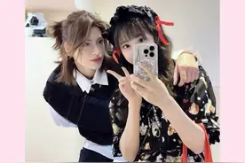 李艺彤卡琳娜友谊万岁！🎉 #李艺彤 #卡琳娜 #浪姐6 #娱评乐子人 #抖音精选