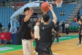 王岚嵚辽篮首秀，一起期待！#辽宁男篮 #cba #1234我爱辽篮 #王岚嵚 #cba季前赛视频封面