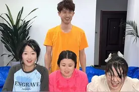 三选一挑战，哈哈太刺激了 #办公室游戏 #原来可以这样玩 #看完不笑算我输 #意想不到的结局