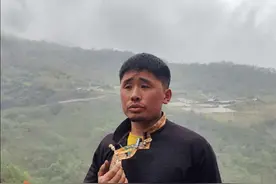 终于有消息了，朋友们，这个五一期间大家只要有时间可以安排时间过来了，只是大家一定要注意安全，一定要注意安全，土地梁这边暂时也不需要大家门票，目前开放的景点就是土地梁和大龙口瀑布这两个地方，还有最重要最重要的就是大家一定一定要注意，不要乱扔垃圾，爱护环境#大山深处自然美山清水秀好风光 #虎牙藏族乡 #绵阳周边游 #虎牙扎西视频封面