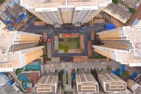 新圩镇第一高楼2023年12月30号交房？大家拭目以待！#玉林视频封面