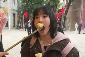土耳其冰淇淋很难抓到的就是法律上的呀！但是我是个基本冰淇淋高手嘛ᕕ( ᐛ )ᕗ 完全集中以后抓到了！这是一场巨大的心理战#韩国人 #韩国人在中国 #留学生 #日常vlog #土耳其冰淇淋视频封面
