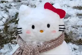 你说的 下雪的时候给我堆#hellokitty 雪人