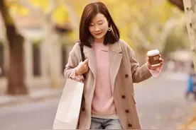 上海的浪漫一定有梧桐落叶！#上海citywalk #上海街拍 #拍照姿势 #武康路 #上海旅拍视频封面