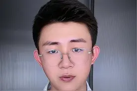 你买火车下铺 会让别人坐吗？ #大妈吐槽青年卧铺挂帘子 引热议 ，#观观热评 ：出门在外需要互相体谅，但别将体谅变成绑架视频封面