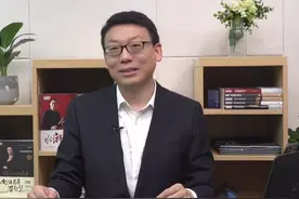 心理学小技巧，嘴巴会骗人但手不会！#赵玉平的平讲平说 #大有学问 #心理学 #识人术视频封面