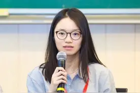 出身于桂林，16岁考入北大，最近破获世界性数学难题！王虹女士太牛了！#广西dou知道 #桂林 #数学 #正能量 #王虹视频封面