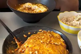 #锅塌大饼 #方便面 #一飞一卧 #天津早点视频封面