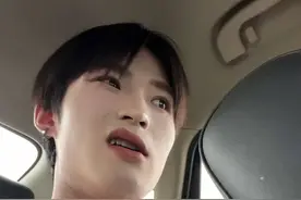 今天坐的拼车、车上有个女生不讲理、她坐在我前面把她的座椅全部都放倒弄的我腿都伸不开、我提醒她好几次了她都不动、我实在忍不住了、真是不讲理……#记录真实生活 #拼车 #原创视频 #回家 #网约车视频封面