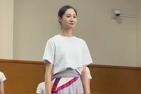 #民族舞#舞蹈课堂随拍 #北京舞蹈学院 北京舞蹈学院传统组合课考试《库玛拉》 每个舞蹈生的必学组合❤️@抖音短视频 @DOU+小助手视频封面