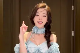 第一次跳舞 打几分？#春风十里何时遇  #春风摇视频封面