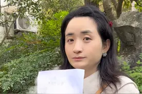 33岁女硕士相親角为自己相親，站了半天，无人问津；感觉有些许落寞。不知该如何去安慰#婚恋情感 #相亲#相亲那些事#相亲那些事儿#脱单视频封面