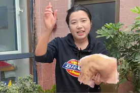 咱家孩子不爱吃猪肉，但是午餐肉火腿肠又很喜欢吃，今天就自己在家做个午餐肉，干净卫生还好吃😋#午餐肉的各种吃法 #自制午餐肉的家常做法 #午餐肉