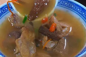 炖鸽子汤多加这一步，炖出来汤鲜味美，营养还不流失，而且还不腥呢，今天这个做法你要收好#鸽子汤 #菌菇鸽子汤 #优质农产品