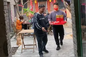 河南农村风俗：谢厨礼！你们那里也有吗？你能看懂吗？现在的传统风俗越来越简化了，很多年轻人都没有见过了！传承传统文化，从我做起#谢厨礼 #民俗文化 #你们那里有这样的习俗吗 #老祖宗留下的规矩 #乡村味道视频封面