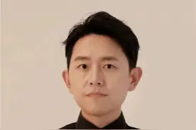 全年384天 乙巳蛇年为啥这么长？#蛇年 #农历 #春节视频封面