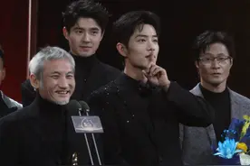 接上个视频继续欣赏. 我发都是原生视频，生图，一点没有修过.徐克：“管管你的兵，我要讲话.”