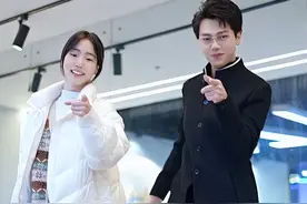 不是因为有了进步才坚持，而是因为坚持才有了进步#舞蹈 #父女组合 #浅跳一下视频封面