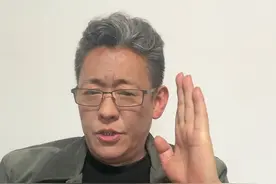 银环蛇能咬穿雨靴吗？#银环蛇视频封面