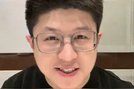 胡塞武装称再袭美国航母，就算打不中也让美军担惊受怕#国际局势 #红海 #胡塞武装视频封面
