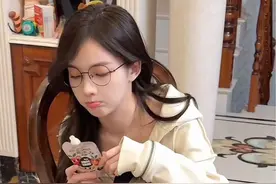 总得跟哥几个介绍一下自己吧 #开学自我介绍小技巧