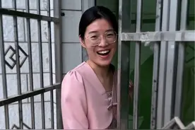 婚后第一次正式回娘家，虽然媛媛看上去很开心，但是刚结婚还是不适应，看着是自己的家又不是自己的家，忍不住落泪了…#真实生活记录 #婚后生活 #回娘家视频封面