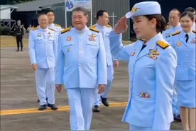 佩通坦西那瓦，英姿飒爽#泰国#佩通坦 #佩通坦西那瓦 #佩通坦钦那瓦 #泰国总理