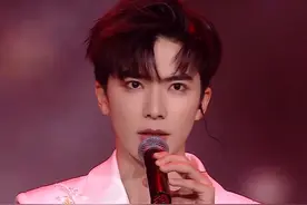一段儿《回马枪》2.0来袭，飒爽英姿五尺枪，叱咤风云踏苍狼～#戏腔 #国风视频封面