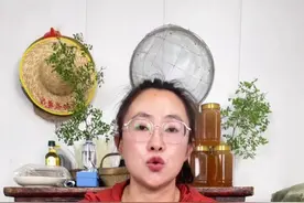 我不是在歌颂苦难！苦难本身不值得赞美。我赞美的是在苦难的泥沼中，依然挺直脊梁的人！是像养蜂人贺叔叔这样，在无边的黑暗中，硬生生用肩膀扛起责任，用笑容点燃微光，用21年诠释“不离不弃”这四个字重量的——真汉子！#正能量 #我的乡村生活 #乡村守护人 #人间温暖 #视频封面