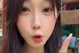 没错我们配音演员见面都是这样说话der 哈哈哈哈哈，拍这条的时候锦鲤老师在旁边一整个震惊了#配音演员 #团建 #阎么么 #醋醋cucu