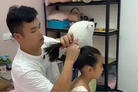 姐妹们补拍的婚纱照今天到了， 等这个老三生出来的时候，惠三宝说再拍一张全家福，#记录真实生活 #夫妻日常 #记录我的农村生活视频封面