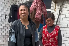 短短几分钟的视频看哭了天下多少儿女，让亿万父母不禁潸然泪下，这辈子我们谁都不欠，唯独欠父母#百善孝为先 #尽孝要趁早 #感恩父母 #传递正能量让世界充满爱 #父母的恩情一辈子还不完 @DOU+小助手视频封面