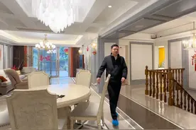 豪装，一楼带院带下沉#房产 #一个敢说真话的房产人 #豪华装修视频封面