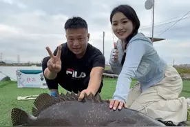 让你们看看什么是教科书式耍赖，一招让老板认怂。#春天的鱼应该怎么钓 #2025dou来钓鱼视频封面