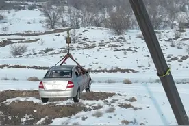 20米高空自由落地的车还能弹气囊？？ #带你懂车 #图开沙漠赛车 #PAMIR #原创视频 #有趣的视频视频封面