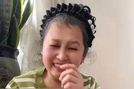 不好意思.宝宝真的没憋住😂#家有萌宝欢乐多 #小人精太可爱了 #人类幼崽成长记  #内容启发搜索 #抖音小助手dou上热门 @抖音短视频视频封面