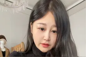 我月经一向很规律，这次提前4天来了，来了两天没有了，我没在意，中间隔了几天又来一点点，我是易孕体质，去年八月流产了一个，我觉得我现在的精力已经用完了，每天的工作都让我很忙碌，三胎，说实话真的不想拼了，虽然年前有过三胎的打算，那也得因为对之前流的那一个而遗憾！现在…真的不敢往下想了…姊妹们，给点意见吧，如果真来了要不要！我去检查，等我消息吧视频封面