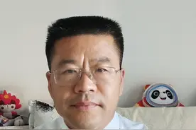 车辆报废更新，别忘了解除保险合同 申领补贴，还有一笔返还的保险费。#报废车 #保险 #以旧换新视频封面