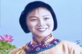 #电影《洪湖赤卫队》插曲《看天下劳苦人民都解放》原唱 王玉珍#发扬戏曲文化 #洪湖赤卫队片段娘的眼泪#欢迎走进我的戏曲空间视频封面