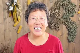 做了一个少油适合全家人吃的发面千层饼，吃够了馒头的咱就试着做，表皮酥脆里面蓬松暄软#千层饼 #面食分享 #农村美食 #跟着抖音学做菜视频封面