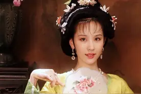 别眨眼，看我变身👀视频封面