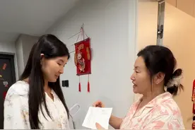 生了孩子才知道有父母的帮衬是多么幸运，要钱出钱，要力出力，为我们付出这么多，我们有什么理由不好好孝顺他们#隔辈亲 #礼金 #真实生活记录视频封面