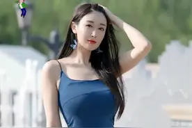 为什么男人都喜欢爱看性感美女：解析美女吸引目光的奥秘！视频封面