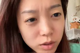 回复 @夜宵吃姜片的评论 哈哈哈打了球才发现 大家的脚真的好会长#篮球 #球鞋 #女生篮球鞋视频封面